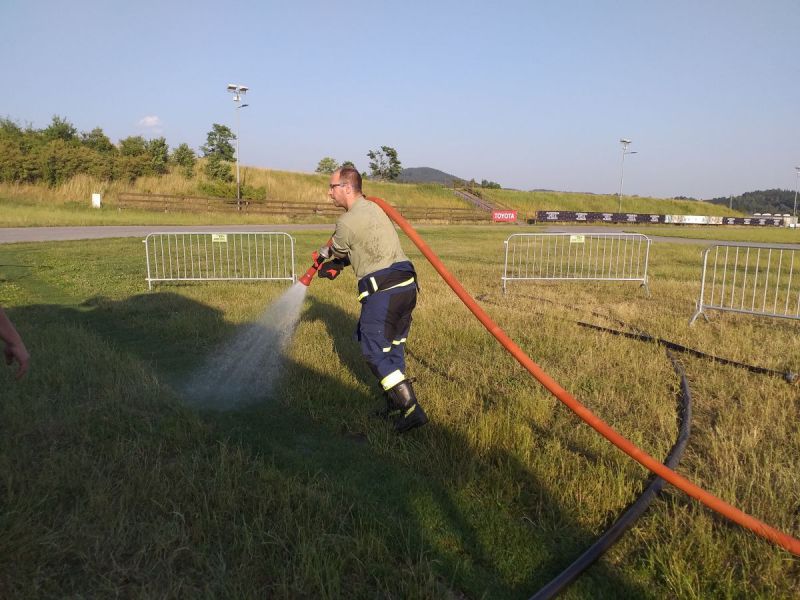 SDH Růžodol vypomáhá v areálu  - úvodní obrázek