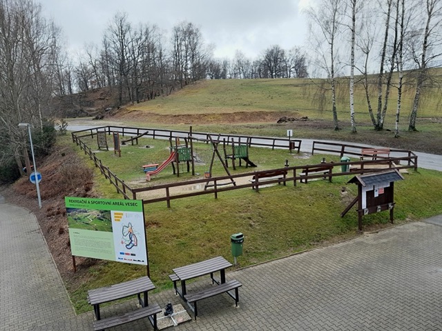 hriste pred ve střední velikosti